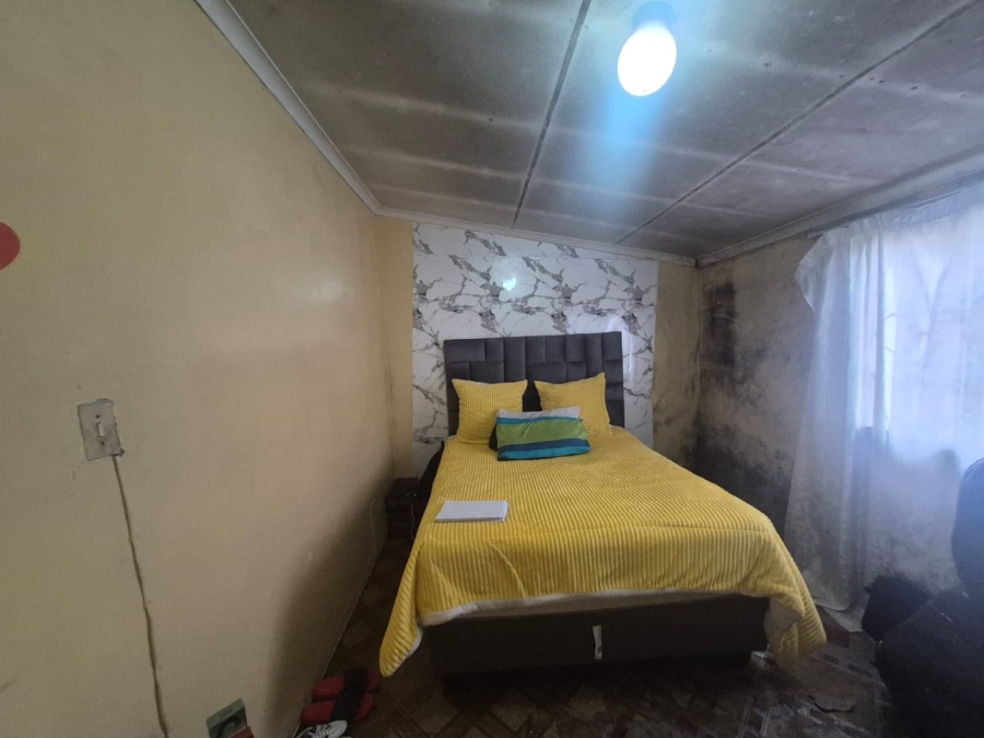 2 Bedroom Property for Sale in Zwide Eastern Cape